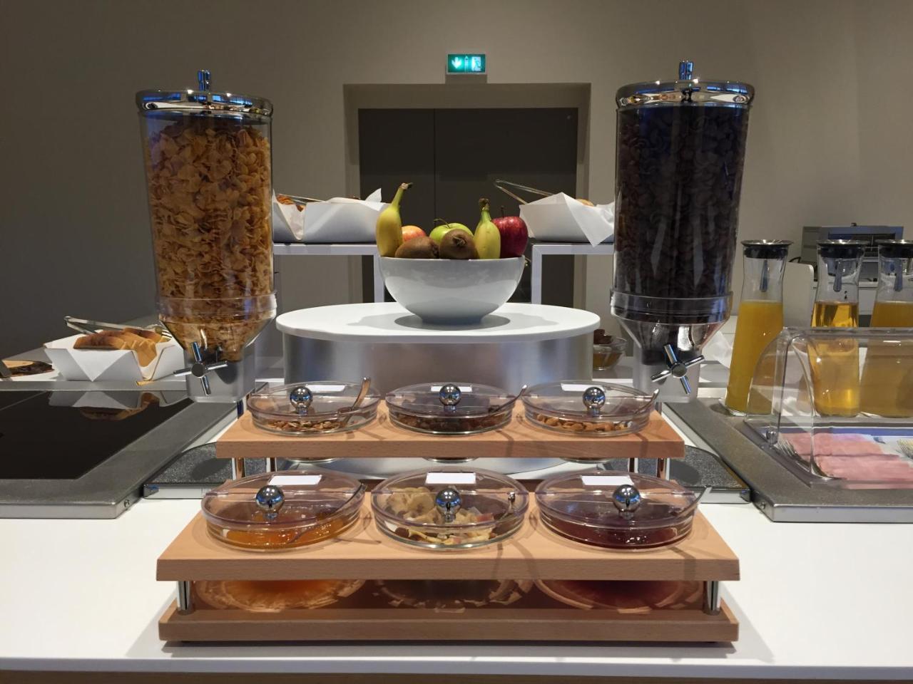 Hotel Les 3 Vallees Saran Luaran gambar
