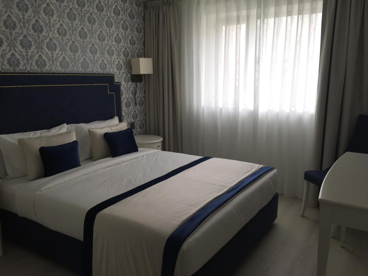 Hotel Les 3 Vallees Saran Luaran gambar